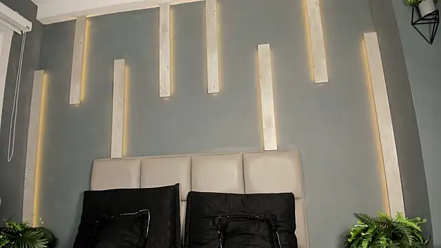 SinLickerr online show from 16, 2, 2026