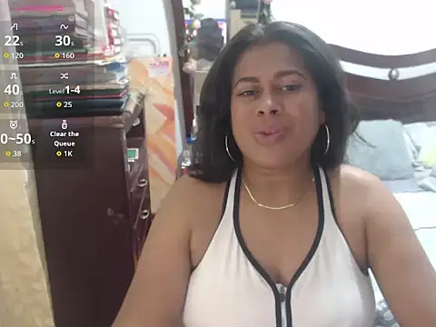 Snapshot of Caprichosa-39 chatting on 3, 3, 2026 Caprichosa-39 online show from 3, 3, 2026