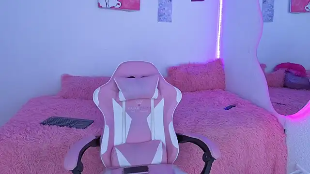 Snapshot of hime_ko1 chatting on 23, 2, 2026 hime ko1 online show from 23, 2, 2026