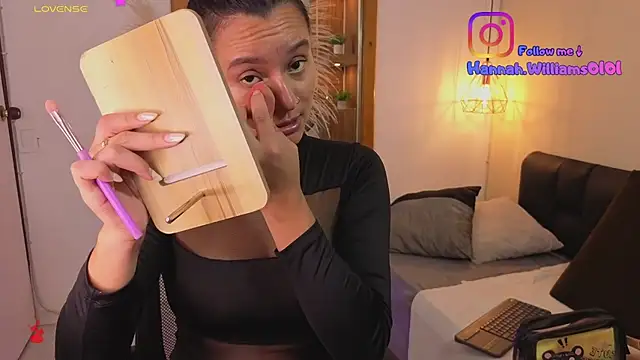 Snapshot of Hanna_Williams__ chatting on 27, 2, 2026 Hanna Williams online show from 27, 2, 2026