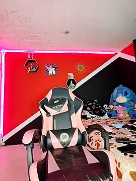 Violeta R  online show from 8, 4, 2026