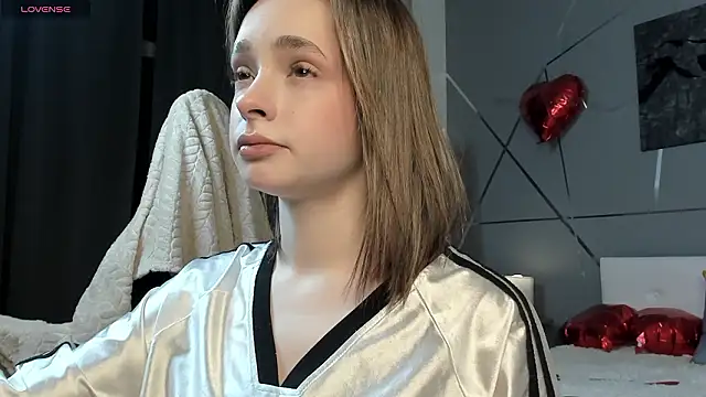 naomi reiss online show from 27, 3, 2026