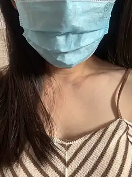 Snapshot of YaoYao-97 chatting on 24, 2, 2026 YaoYao-97 online show from 24, 2, 2026