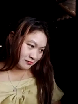 Snapshot of bany-lee chatting on 8, 5, 2026 bany-lee online show from 8, 5, 2026