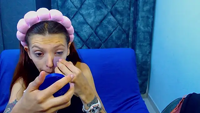 Snapshot of barby_jones25 chatting on 14, 2, 2026 barby jones25 online show from 14, 2, 2026