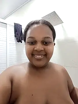 PerlaCurvasgrandes online show from 21, 2, 2026