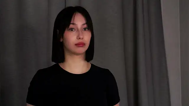 AngeleLuster online show from 4, 3, 2026