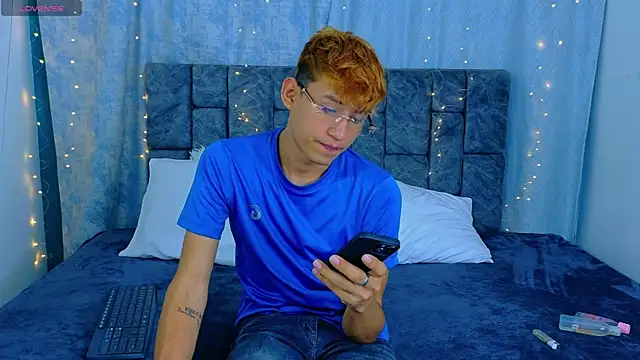 Snapshot of NicolasTorrez chatting on 26, 4, 2026 NicolasTorrez online show from 26, 4, 2026