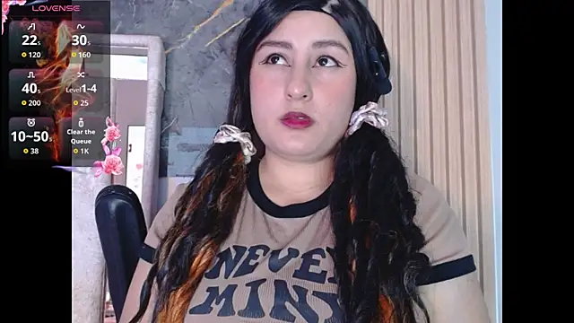 Hazumi Tsu online show from 25, 3, 2026