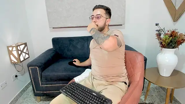 Snapshot of ethan_grace chatting on 12, 2, 2026 ethan grace online show from 12, 2, 2026