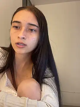 Snapshot of candy_deluxe chatting on 19, 2, 2026 candy deluxe online show from 19, 2, 2026