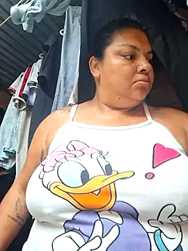 Snapshot of Juli_Powl chatting on 15, 2, 2026 Juli Powl online show from 15, 2, 2026