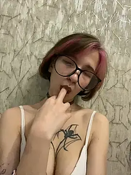 Snapshot of analcutie chatting on 13, 2, 2026 analcutie online show from 13, 2, 2026