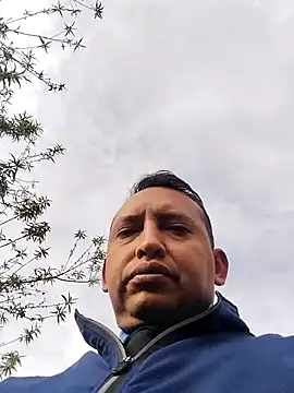 Hachi28 online show from 2, 4, 2026