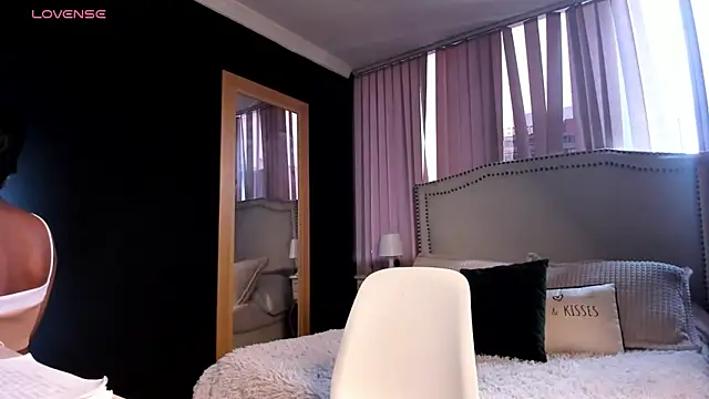 madii lenon online show from 26, 3, 2026