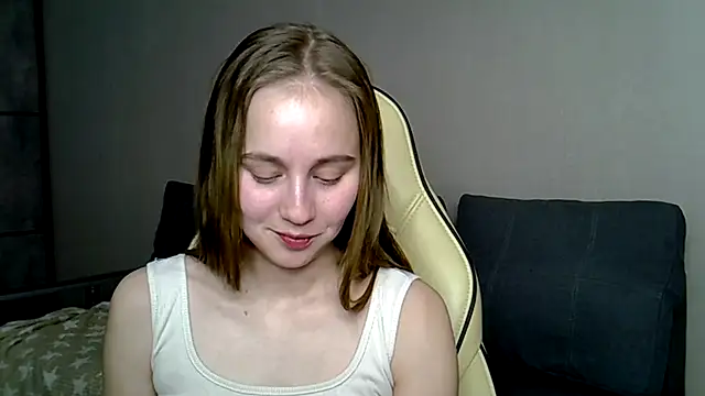 Snapshot of christimontero chatting on 19, 2, 2026 christimontero online show from 19, 2, 2026