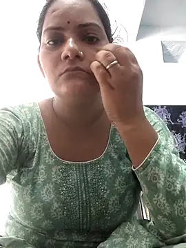 Snapshot of Anushka_Singh0 chatting on 11, 6, 2026 Anushka Singh0 online show from 11, 6, 2026