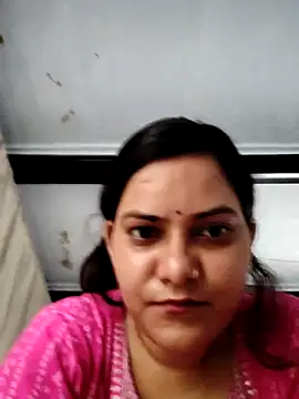 Snapshot of Anushka_Singh0 chatting on 18, 7, 2026 Anushka Singh0 online show from 18, 7, 2026