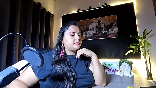 AzaraOnyx online show from 14, 6, 2026
