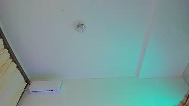 AmandaHoppe online show from 10, 4, 2026