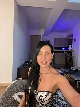 Snapshot of caritoo21 chatting on 3, 3, 2026 caritoo21 online show from 3, 3, 2026