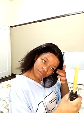 Snapshot of KinkyPxx chatting on 14, 2, 2026 KinkyPxx online show from 14, 2, 2026