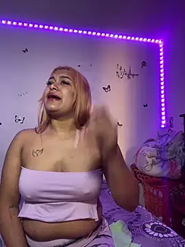 Snapshot of Alicefetishxxx chatting on 3, 3, 2026 Alicefetishxxx online show from 3, 3, 2026