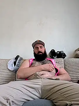 Snapshot of daddyboucher69 chatting on 4, 3, 2026 daddyboucher69 online show from 4, 3, 2026