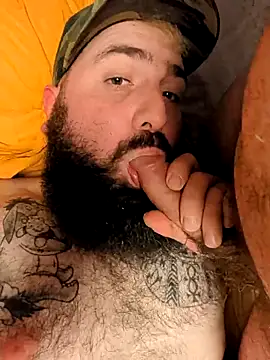 Snapshot of daddyboucher69 chatting on 17, 3, 2026 daddyboucher69 online show from 17, 3, 2026