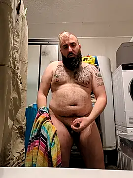 Snapshot of daddyboucher69 chatting on 4, 4, 2026 daddyboucher69 online show from 4, 4, 2026