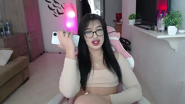 Snapshot of ShayL1sse chatting on 22, 2, 2026 ShayL1sse online show from 22, 2, 2026