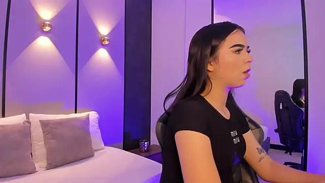 Snapshot of ariadna_boneville chatting on 27, 2, 2026 ariadna boneville online show from 27, 2, 2026