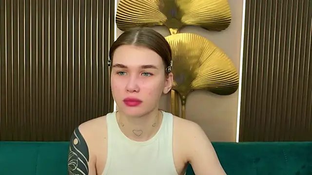 Hana Watt online show from 17, 3, 2026