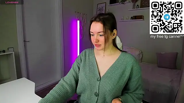 Snapshot of Laura_CollinsS chatting on 29, 5, 2026 Laura CollinsS online show from 29, 5, 2026