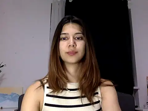 Snapshot of KiraVixenSweet chatting on 13, 3, 2026 KiraVixenSweet online show from 13, 3, 2026