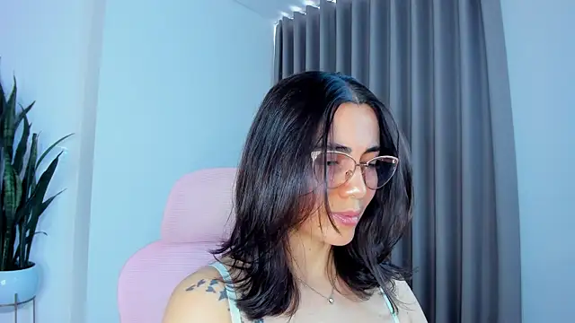Snapshot of sara_ospina22 chatting on 30, 4, 2026 sara ospina22 online show from 30, 4, 2026