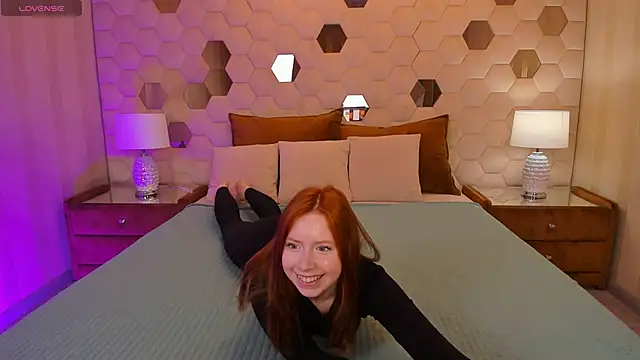 StellaBev online show from 11, 3, 2026