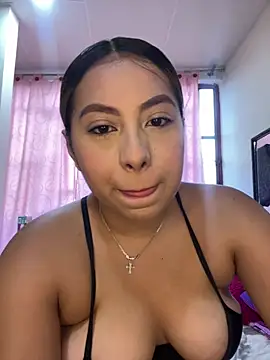 Snapshot of Emiily_joee_ chatting on 22, 5, 2026 Emiily joee online show from 22, 5, 2026