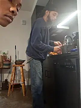 Snapshot of Cinnamonbunn chatting on 27, 2, 2026 Cinnamonbunn online show from 27, 2, 2026