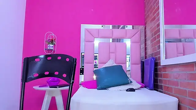 luciana hot699 online show from 21, 3, 2026