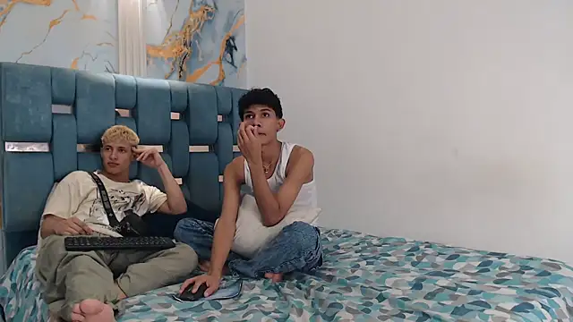 GREEN BOYS online show from 10, 4, 2026