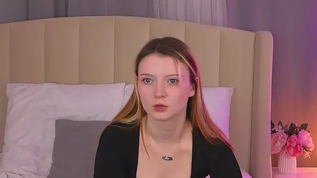 AlyssFrost online show from 20, 6, 2026