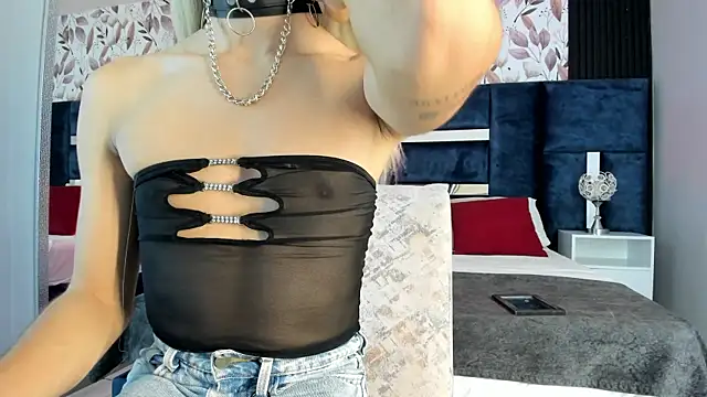 Snapshot of PerlaRogerss_ chatting on 12, 6, 2026 PerlaRogerss online show from 12, 6, 2026
