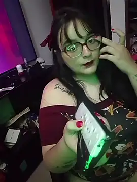 daphneev online show from 10, 5, 2026