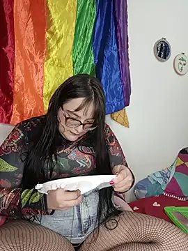 Snapshot of daphneev chatting on 18, 7, 2026 daphneev online show from 18, 7, 2026