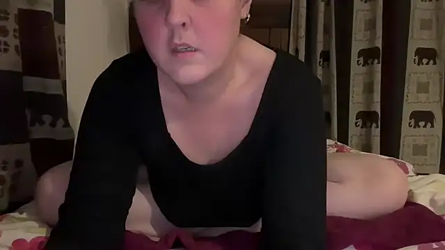 Snapshot of Ewelinababy chatting on 25, 2, 2026 Ewelinababy online show from 25, 2, 2026