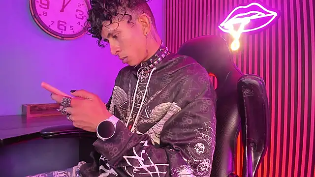 Snapshot of Maximoking26 chatting on 2, 3, 2026 Maximoking26 online show from 2, 3, 2026