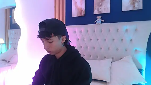 Aiden Rivers  online show from 3, 4, 2026