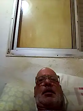 Snapshot of Milwokee chatting on 16, 6, 2026 Milwokee online show from 16, 6, 2026