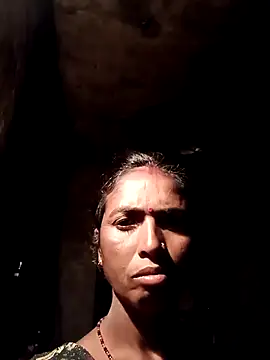 Snapshot of Hot_re83 chatting on 22, 2, 2026 Hot re83 online show from 22, 2, 2026